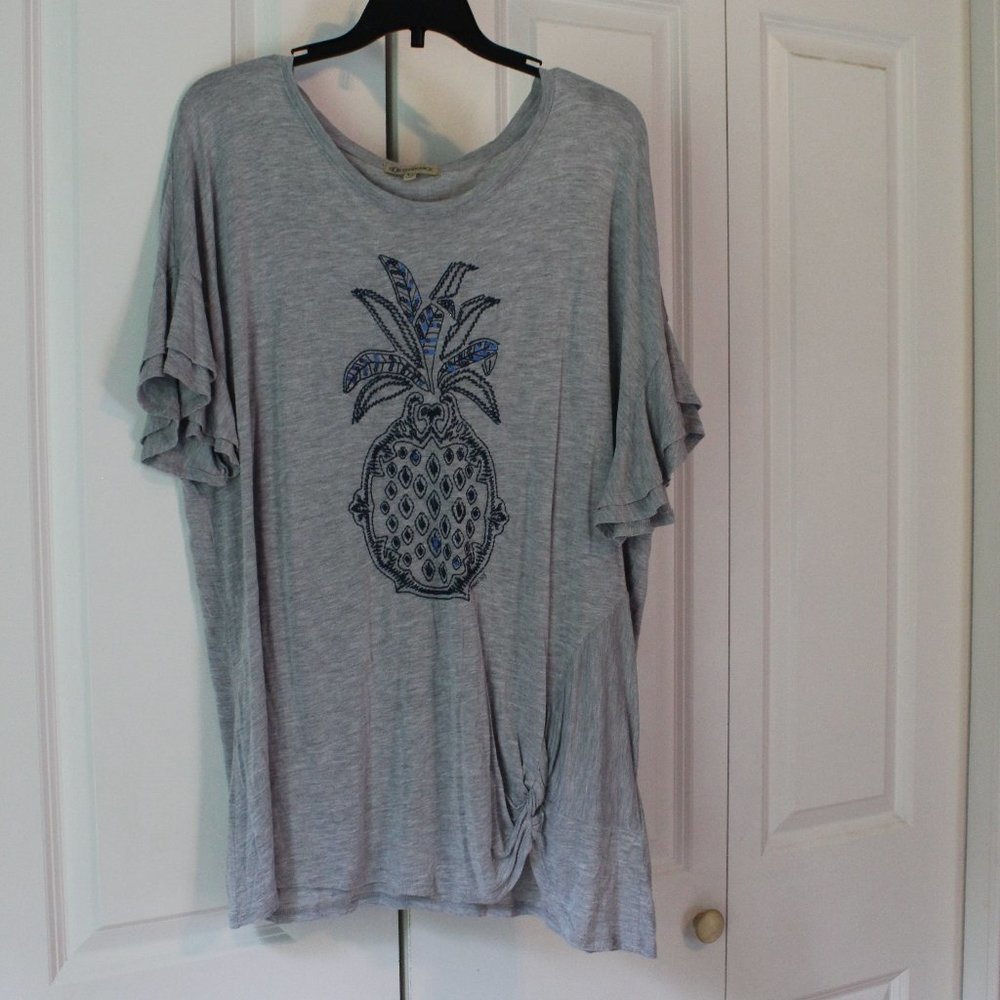 Democracy Pineapple design Short Sleeve Top Womens Size XL